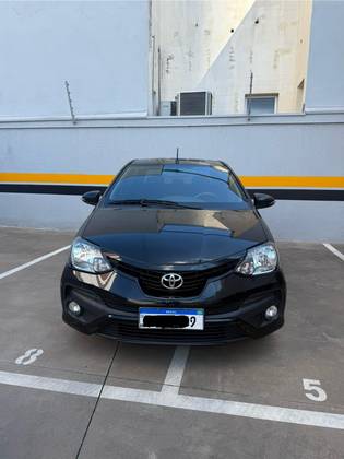 TOYOTA ETIOS 1.5 X PLUS SEDAN 16V FLEX 4P AUTOMÁTICO